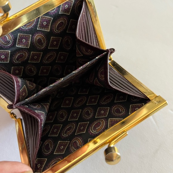 Trianon framed leather kisslock split change pouch - Picture 5 of 10